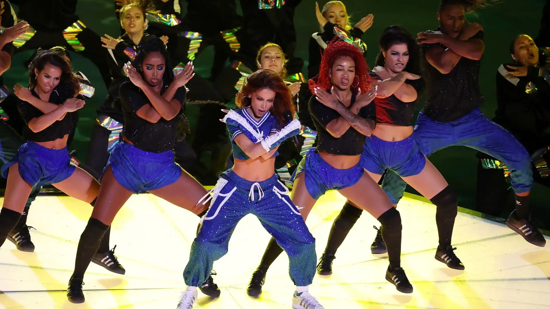 La cantante e ballerina brasiliana Anitta ha deliziato il pubblico