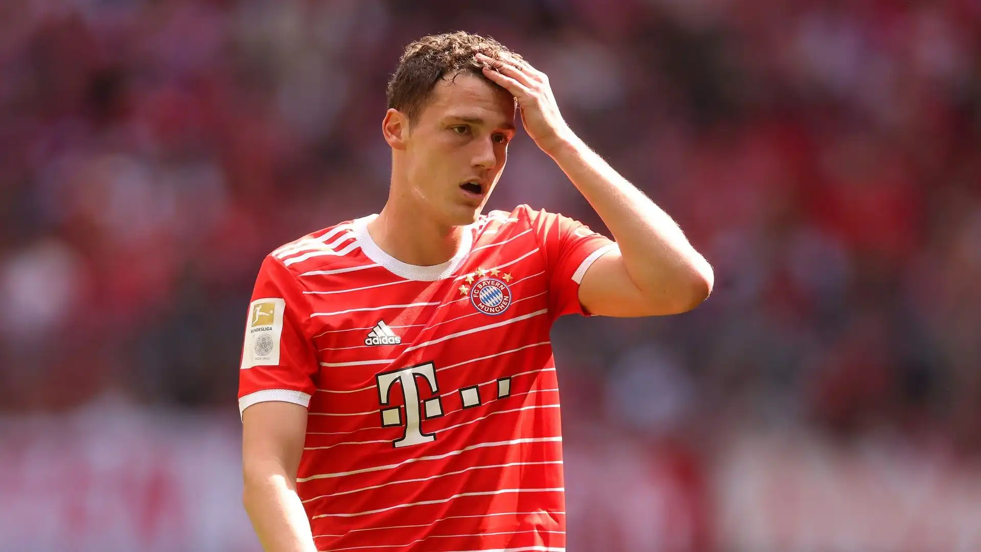 Il club tedesco è costretto a vendere il calciatore questa estate per non perderlo gratis l'anno prossimo