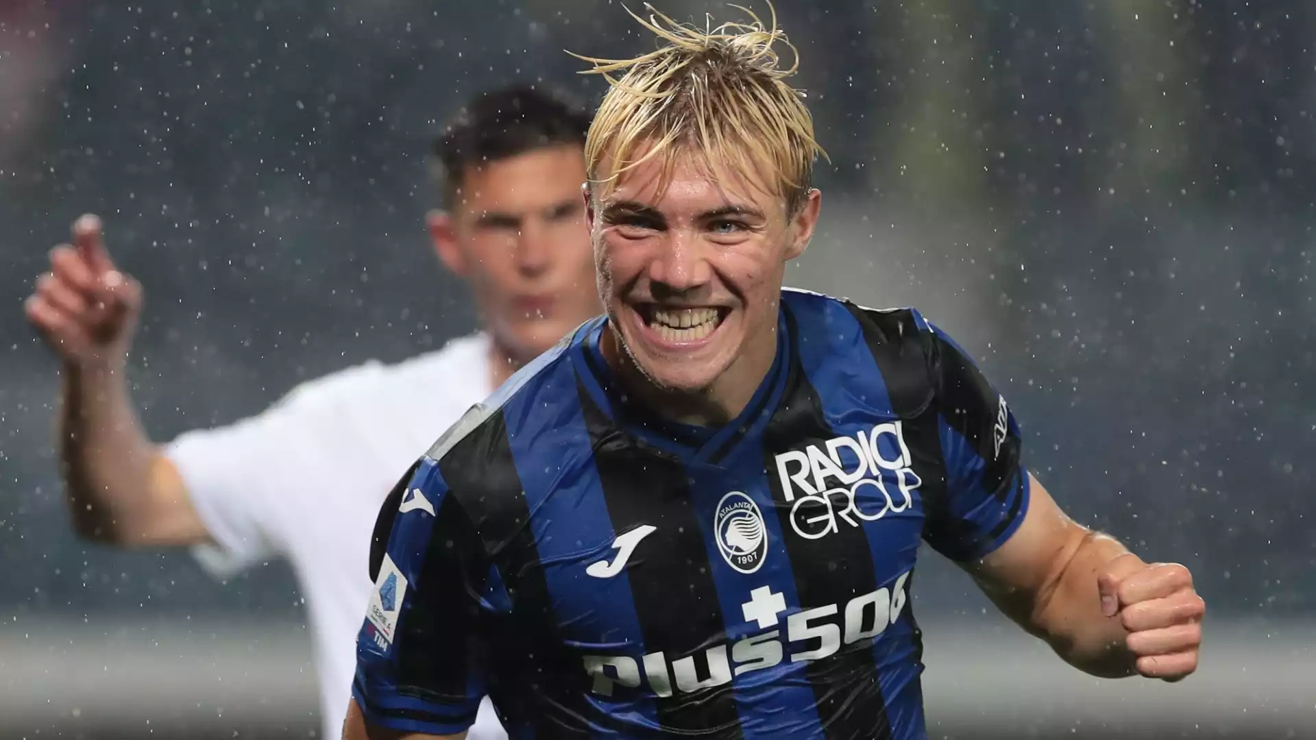 Rasmus Hojlund, ventenne di belle speranze dell'Atalanta, è stato accostato al Napoli