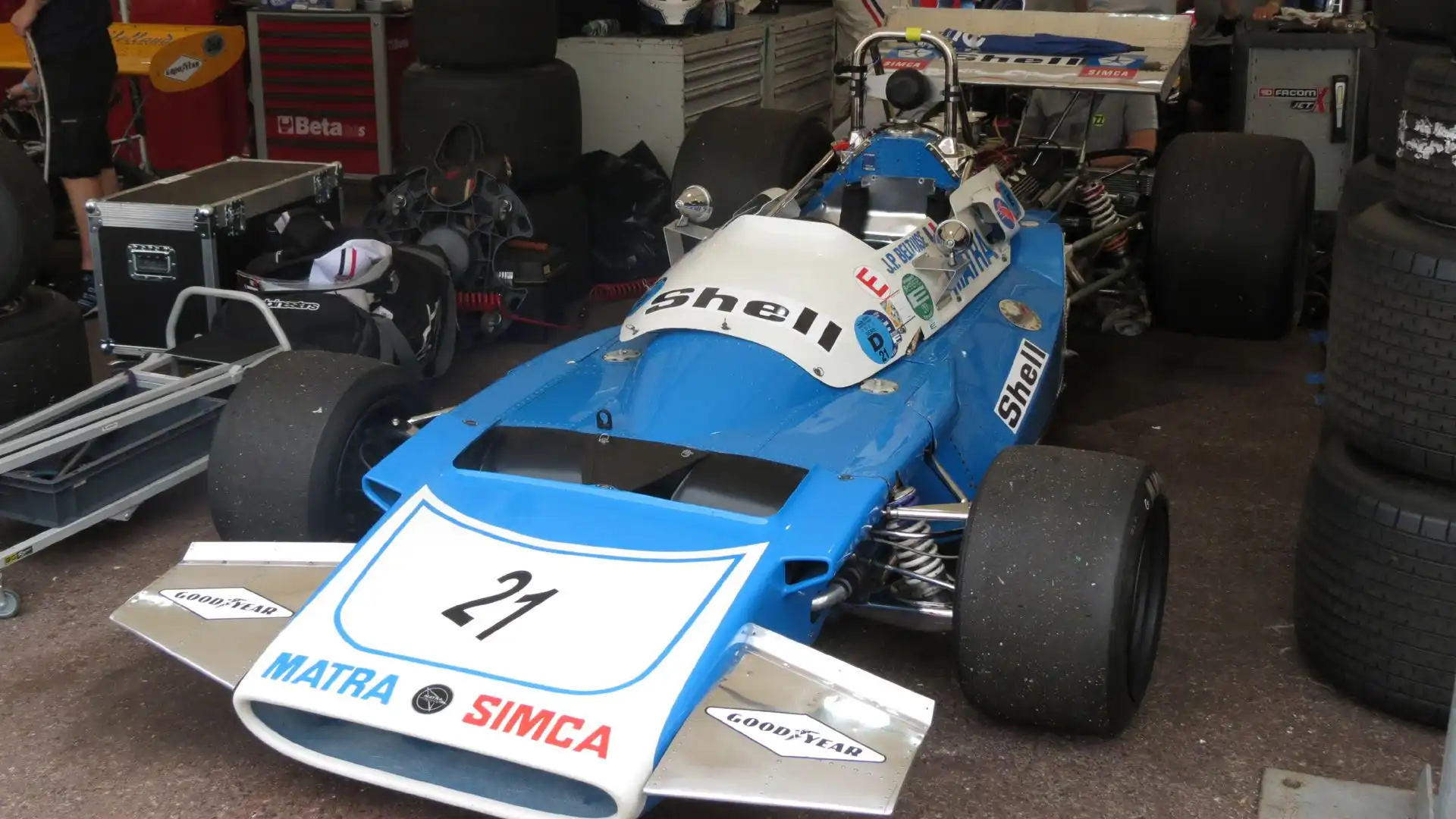Tra il 1970 e 1972, mentre la Tyrrell diventava autonoma, la Matra iniziò a far correre un team proprio