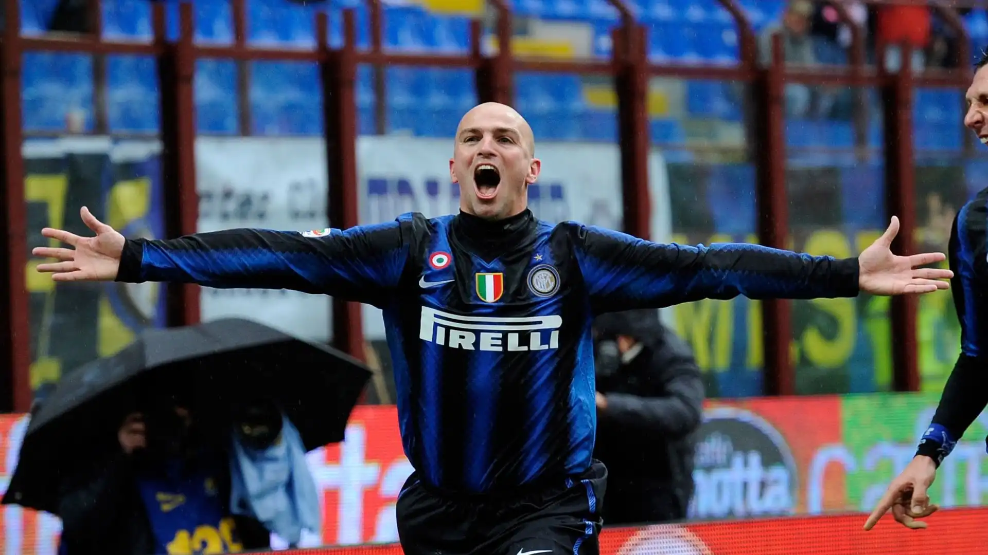 Esteban Cambiasso: colpo magistrale a parametro zero dal Real Madrid, diventa la spina dorsale dell'Inter del Triplete