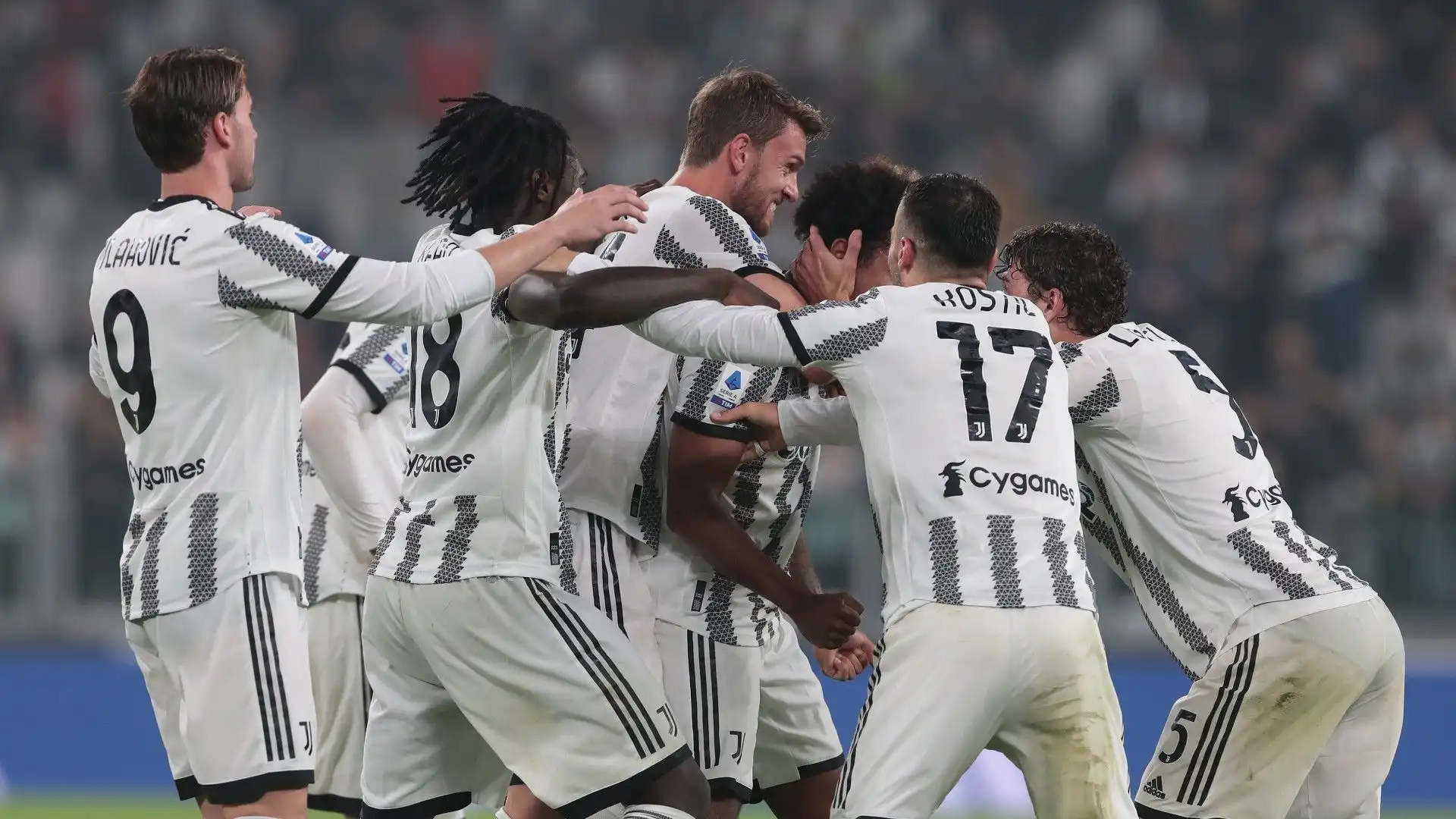 La Juventus saluta un centrocampista: 2 club su di lui. Foto