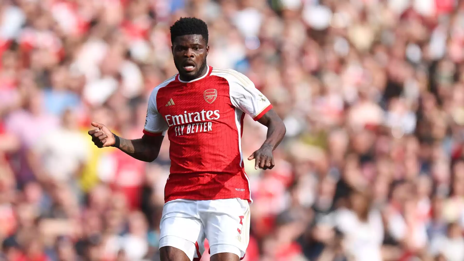 Thomas Partey è in partenza dall'Arsenal: il centrocampista ghanese è un mediano di prim'ordine ma è caro, costa 40 milioni di euro.