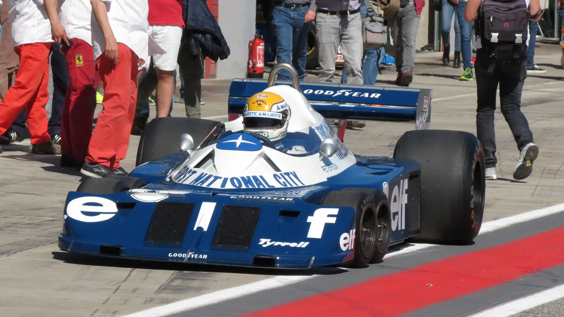 Depailler e Scheckter altri due piloti che ebbero l'onore di guidare la 6 ruote