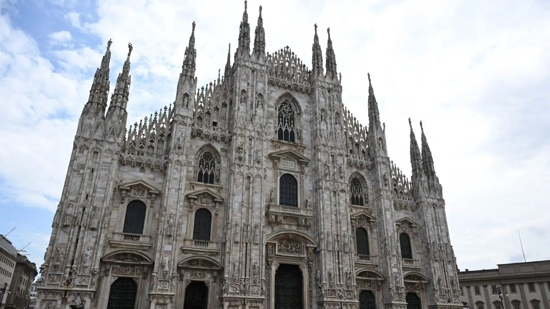 Milano già in agitazione per il big match: le foto