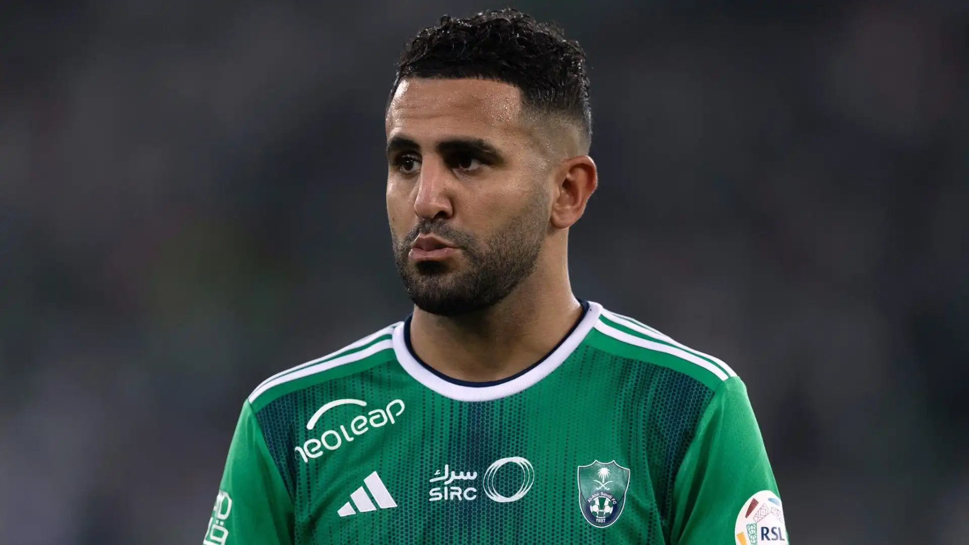 9- Mahrez 30 milioni di euro all'anno