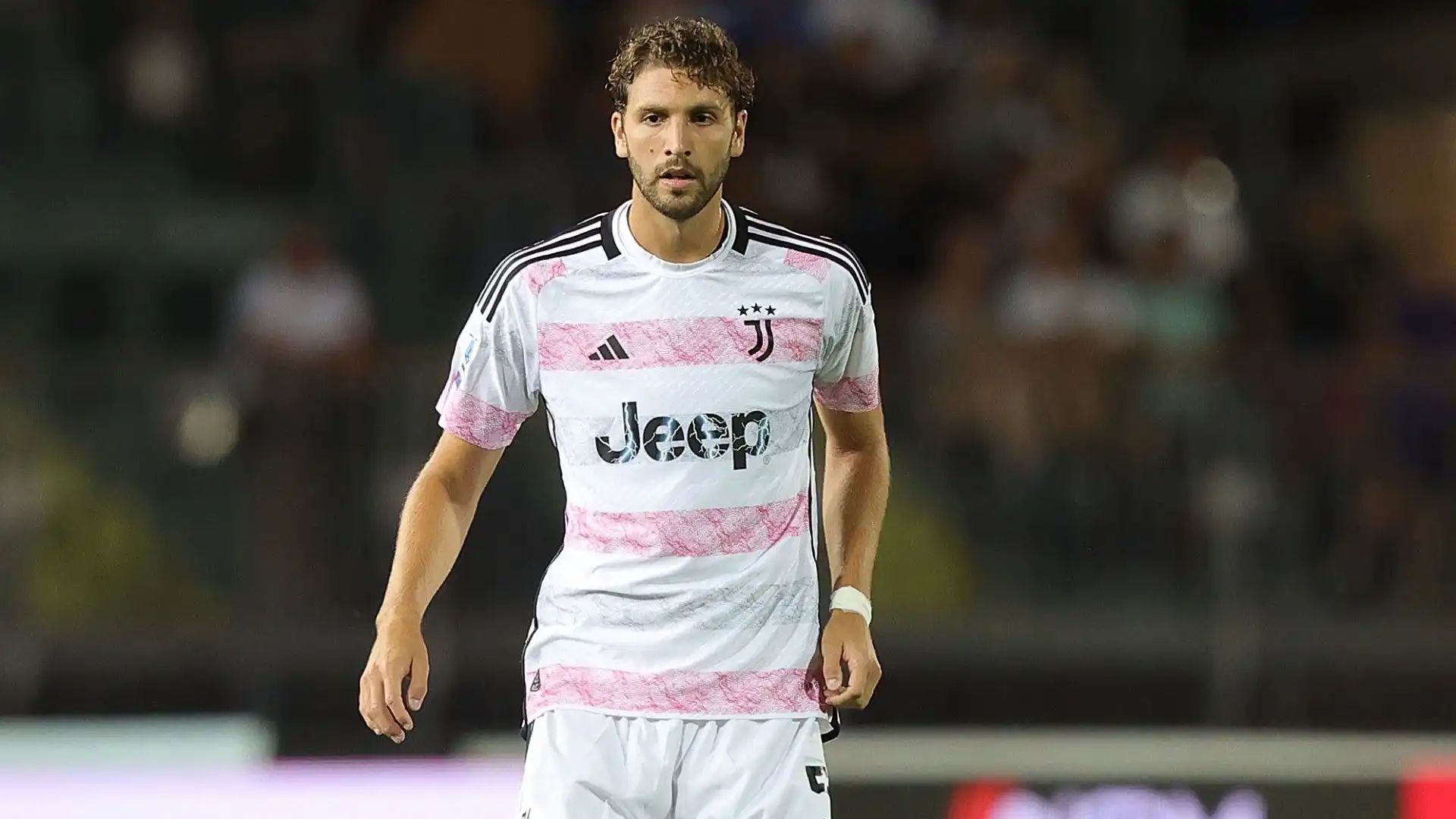 3- Manuel Locatelli riscattato dalla Juventus per 30 milioni di euro
