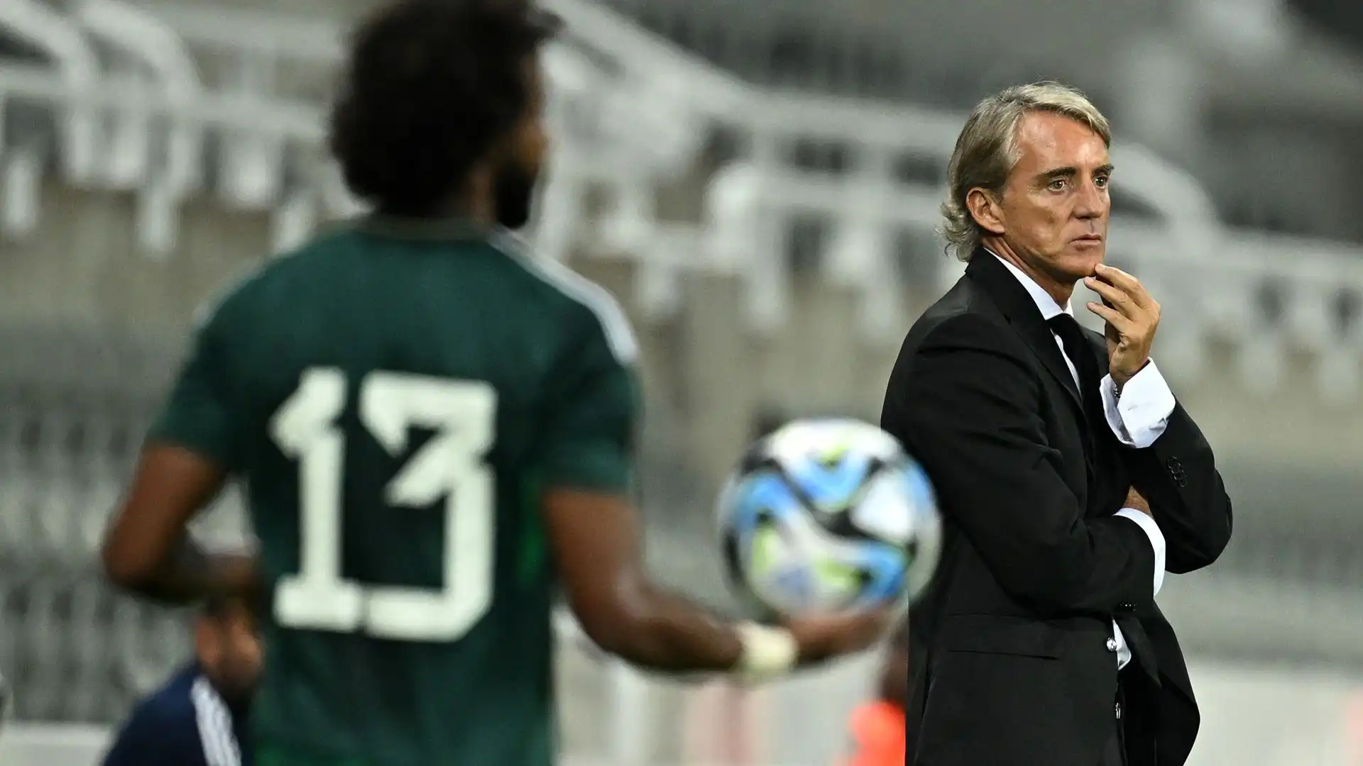 Esordio amaro per Roberto Mancini sulla panchina dell'Arabia Saudita