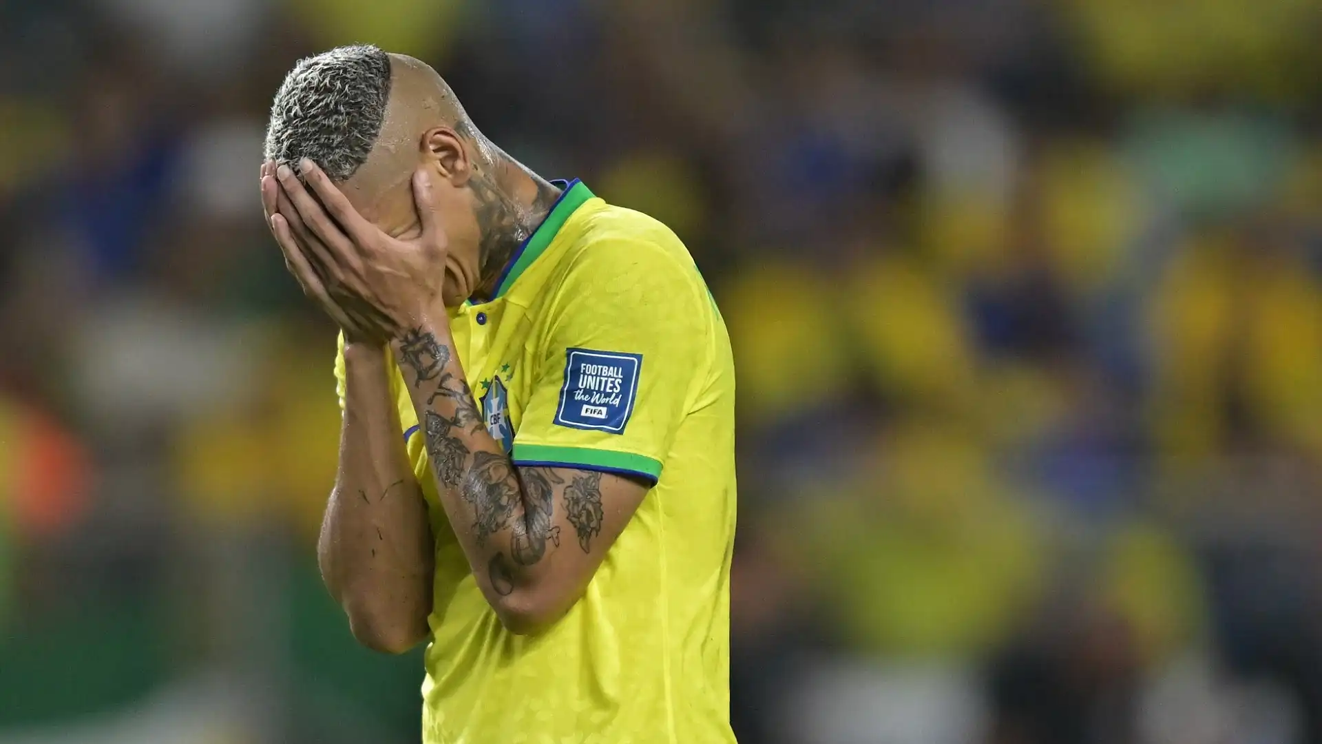 Scoppiato in lacrime dopo essere stato sostituito durante la partita Brasile-Perù, Richarlison ha ammesso le sue difficoltà in un'intervista a O Globo