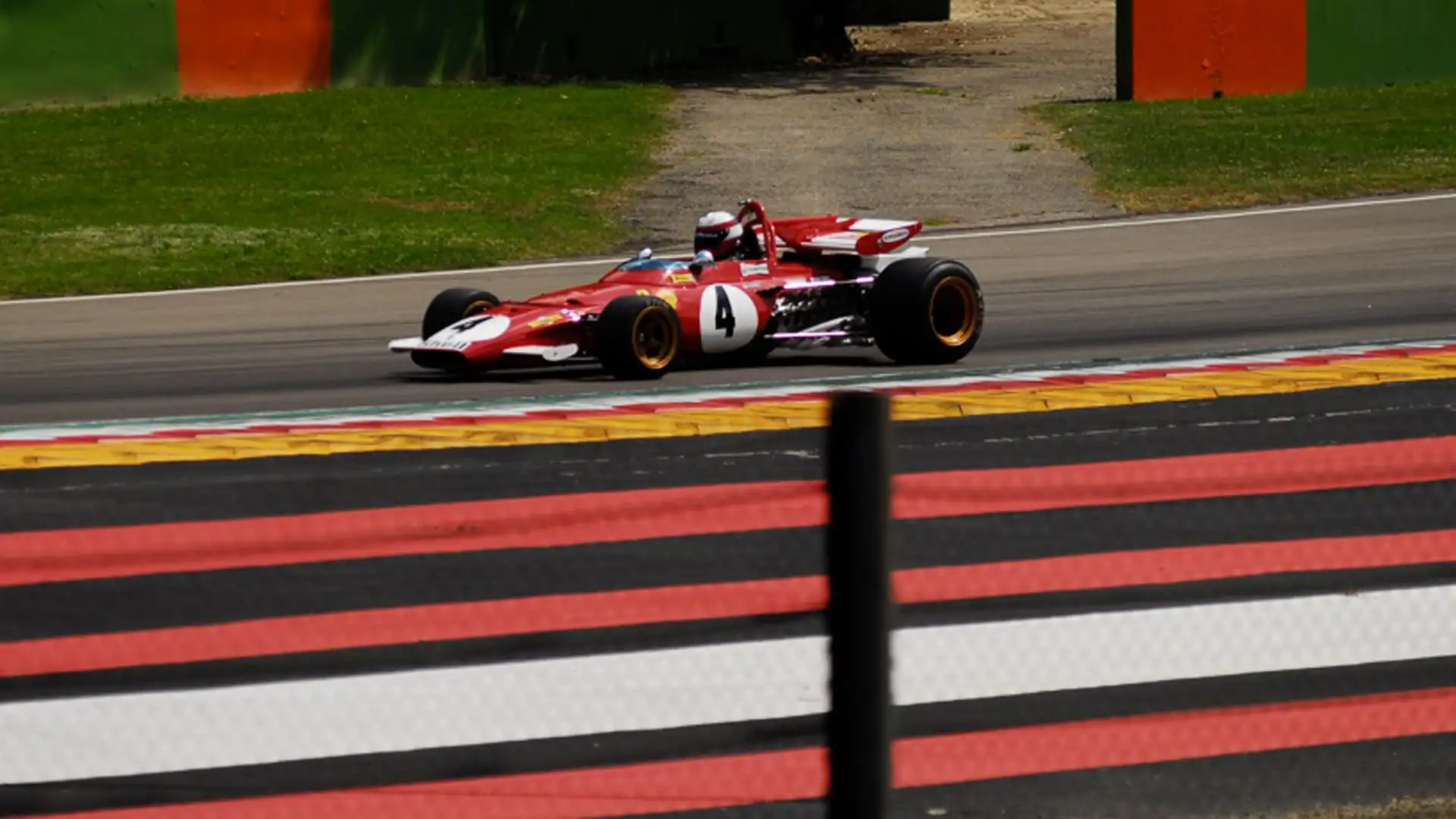 Il titolo andò a Jochen Rindt, che purtroppo morì per le conseguenze di un incidente a Monza