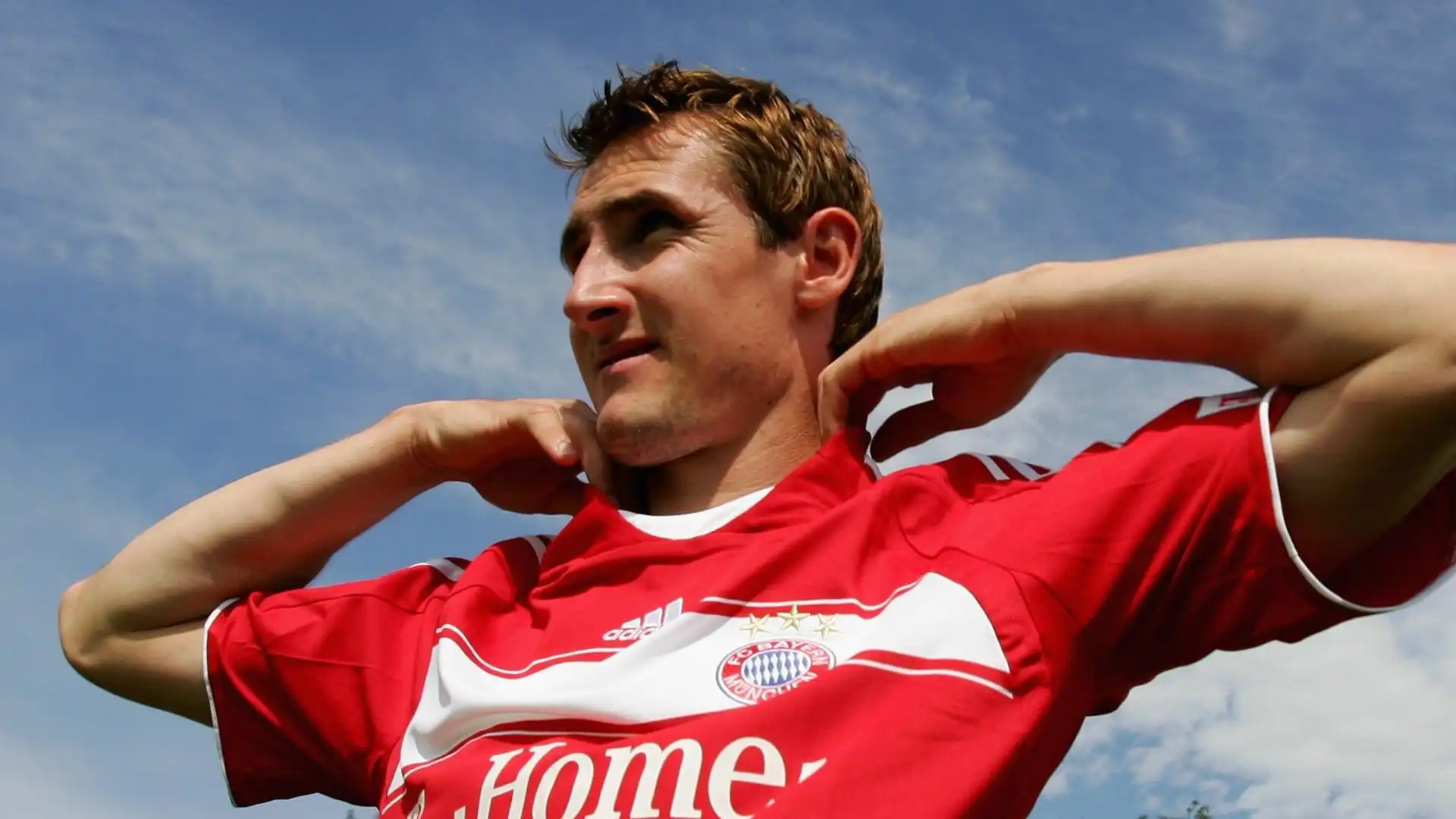 7- Miroslav Klose al Bayern Monaco nel 2007 per 27 milioni di euro