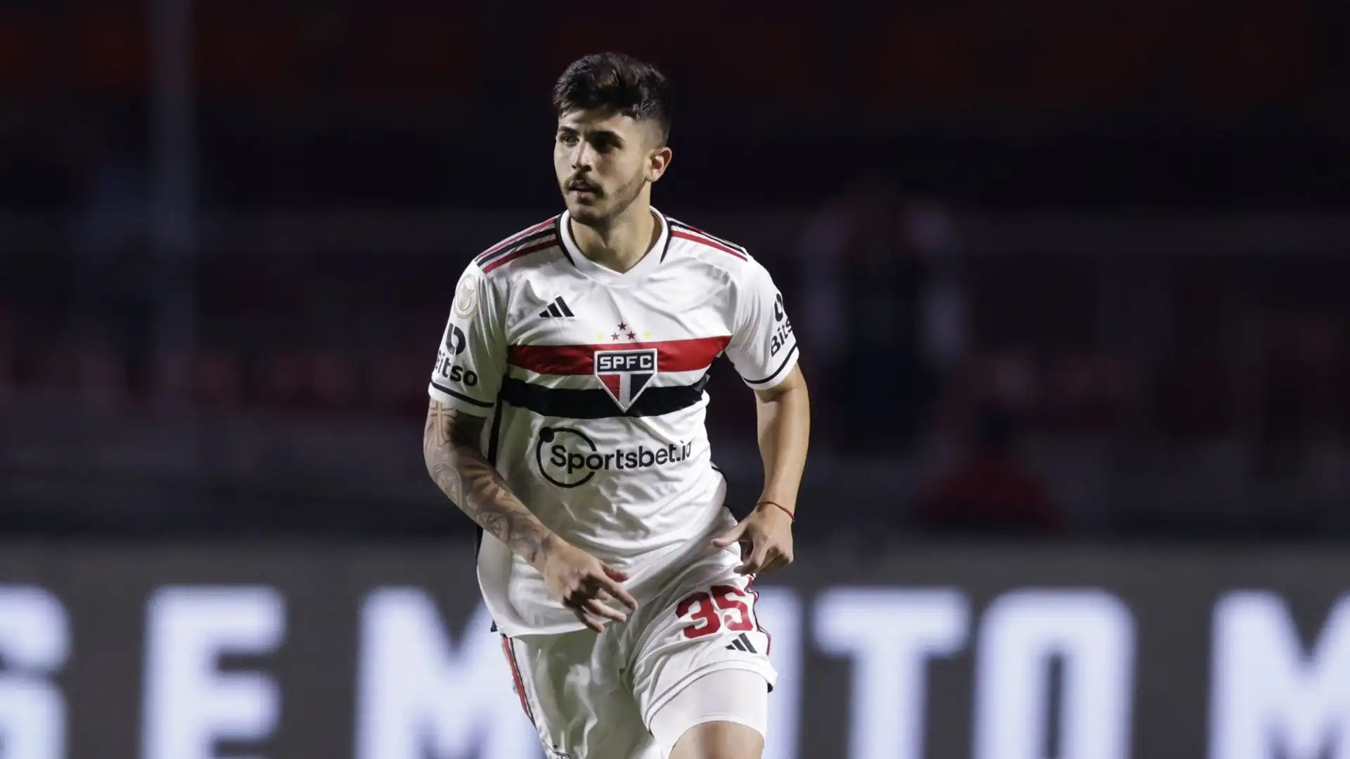 Secondo le indiscrezioni in arrivo dal Brasile, il Bayern è interessato al difensore centrale del Sao Paulo, Lucas Beraldo