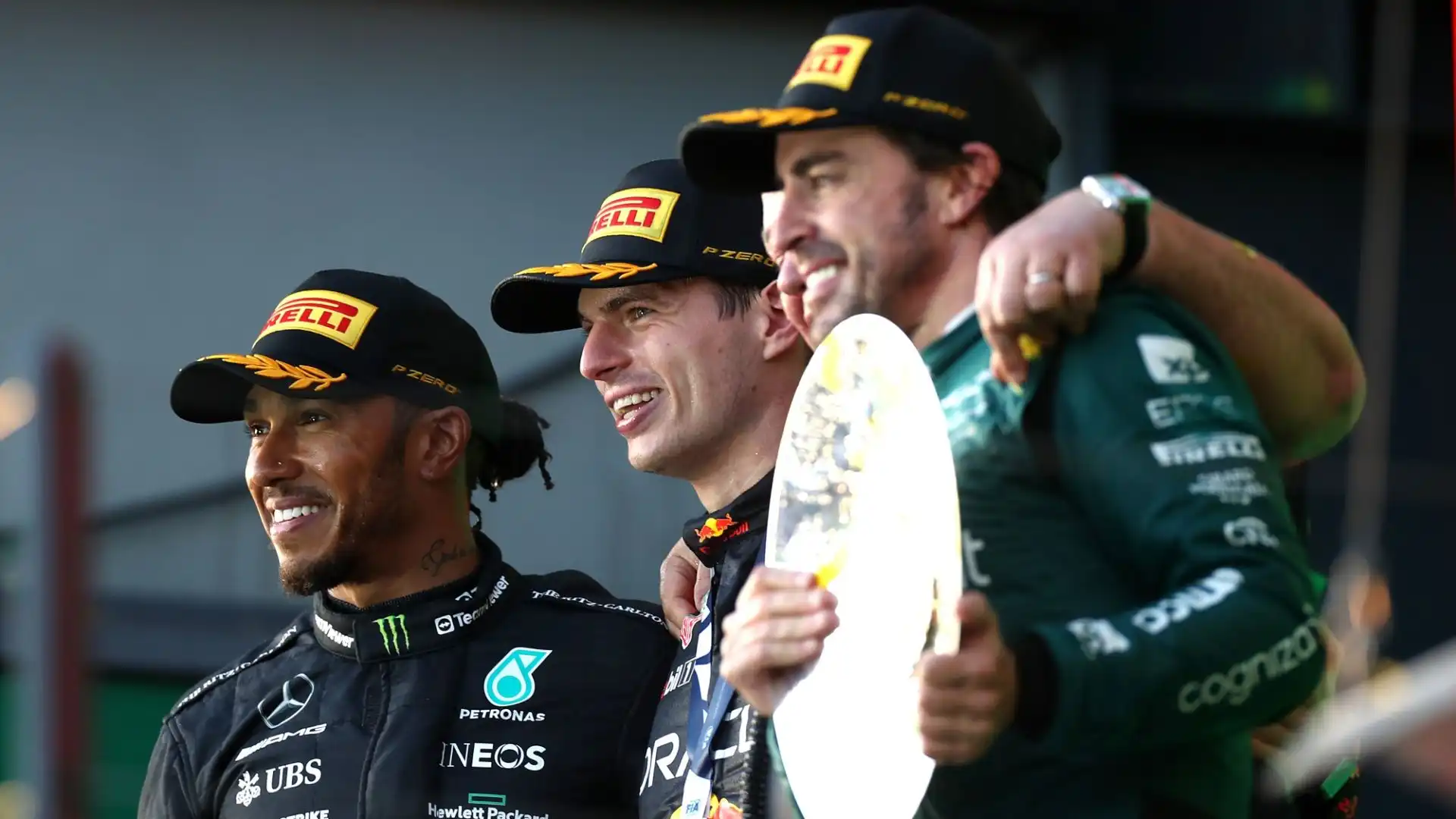 Il pilota della Red Bull ha ormai vinto il terzo Mondiale consecutivo, e secondo Alonso siamo ancora all'inizio del dominio dell'olandese