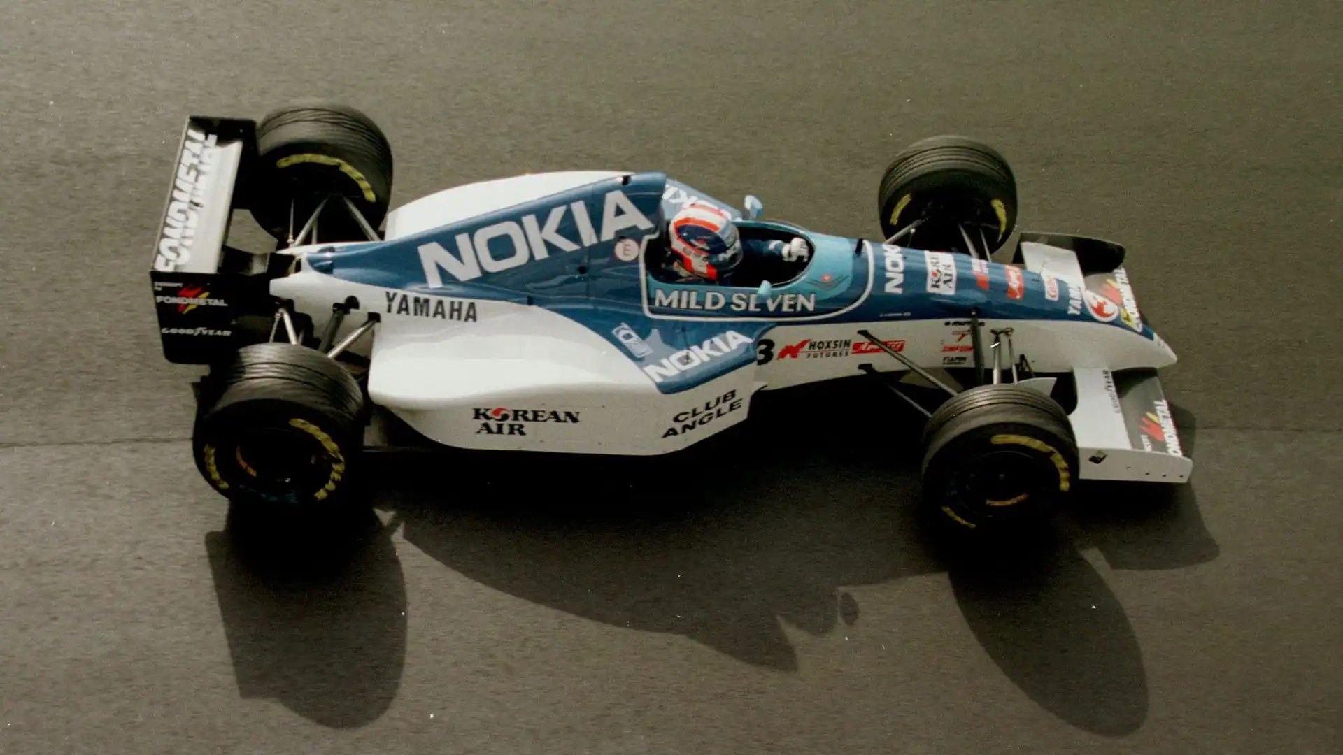 5 punti per Ukyo Katayama nel Mondiale di F1 del 1994. Ha corso con Larrousse, Tyrrell e Minardi
