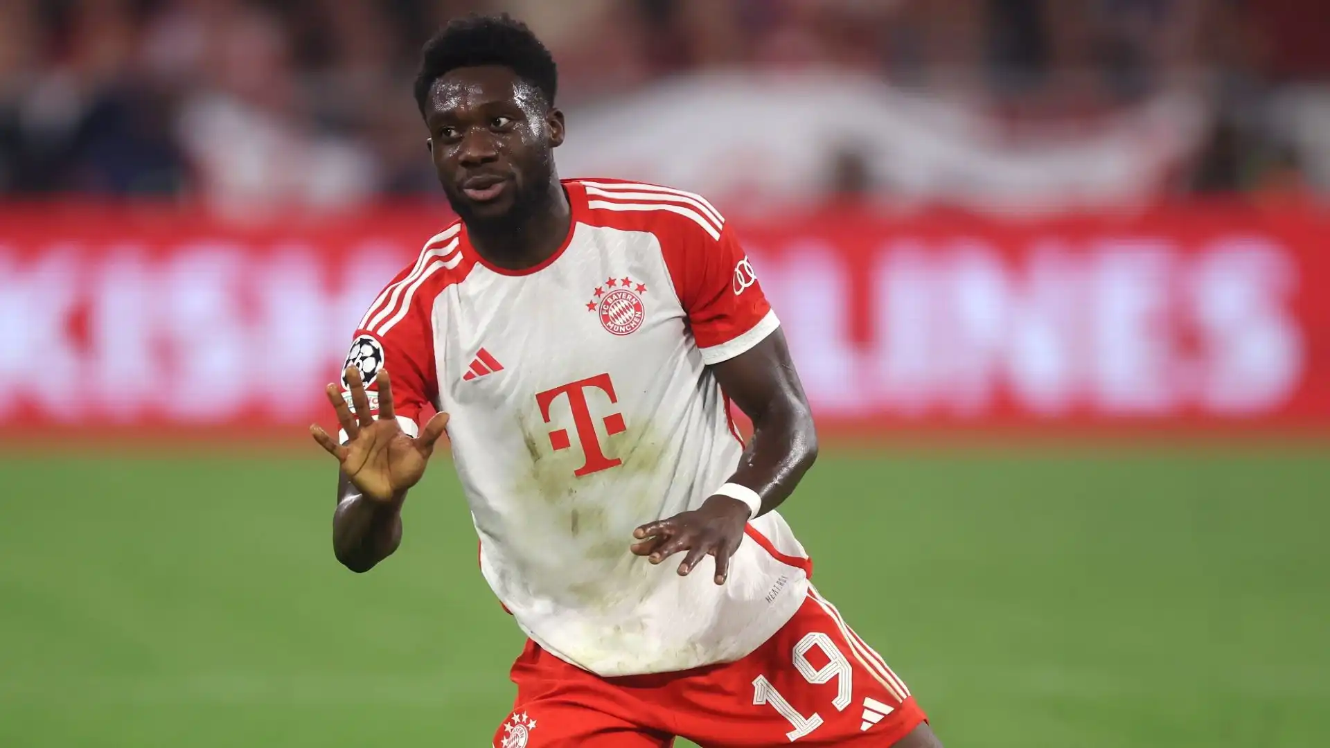 Secondo le indiscrezioni, i blancos stanno corteggiando la superstar Alphonso Davies