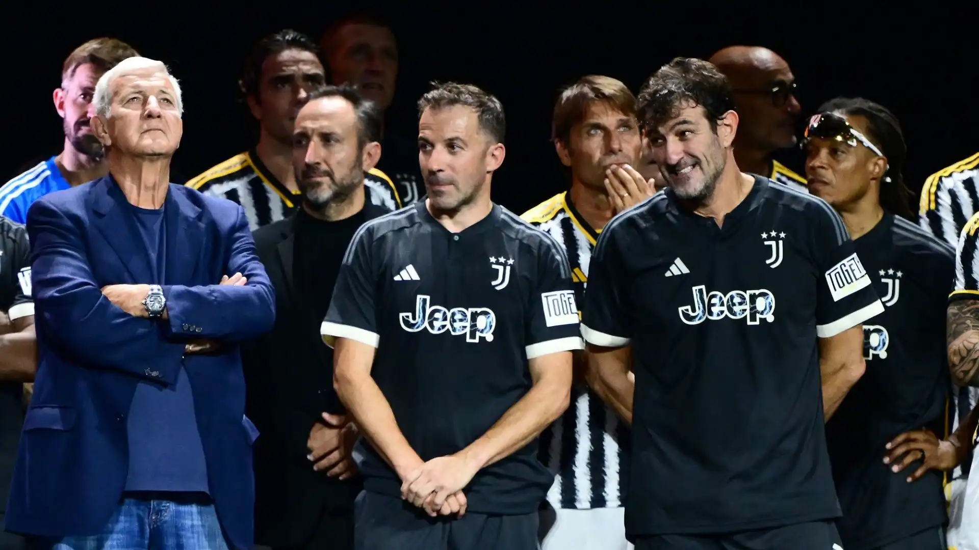 Tifosi della Juventus ancora in estasi per l'evento "Together" che ha celebrato i 100 anni della storia bianconera con la famiglia Agnelli