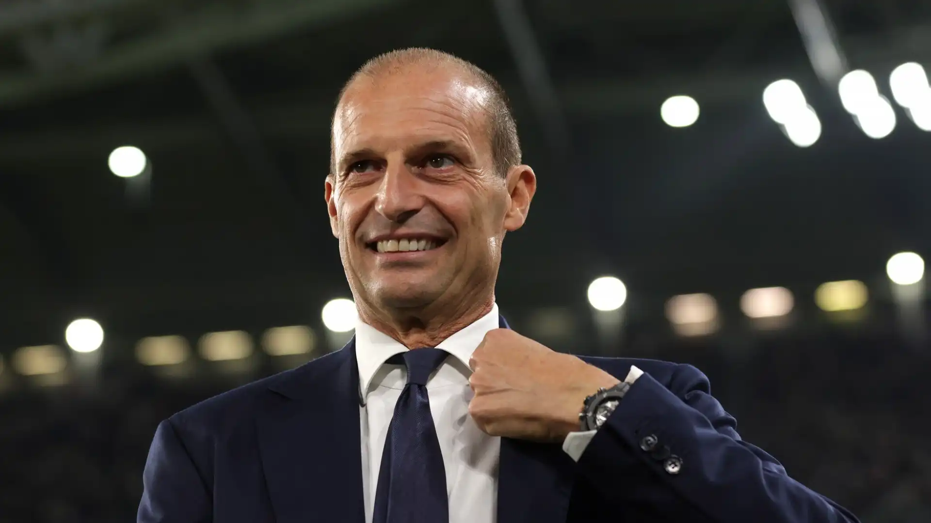 La Juventus sta valutando come rinforzare il centrocampo a disposizione di Massimiliano Allegri