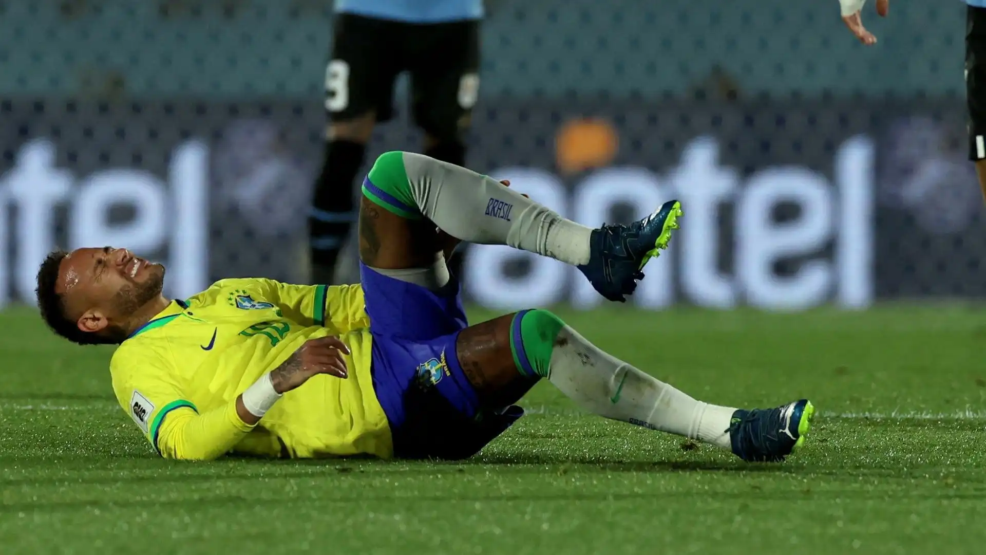 Nei prossimi giorni sono previsti esami approfonditi per il ginocchio di Neymar