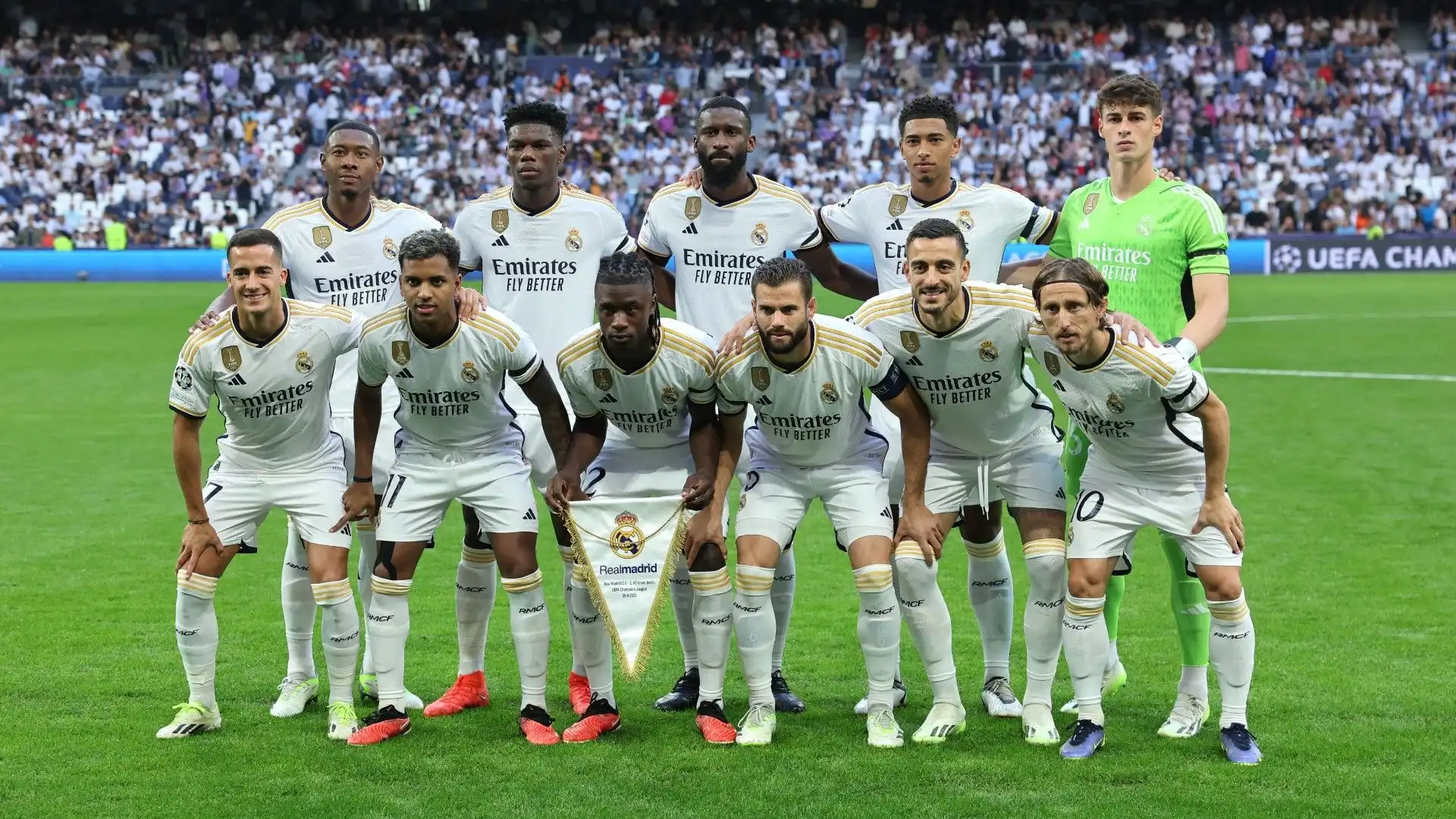 Silurata una stella del Real Madrid: fotostoria