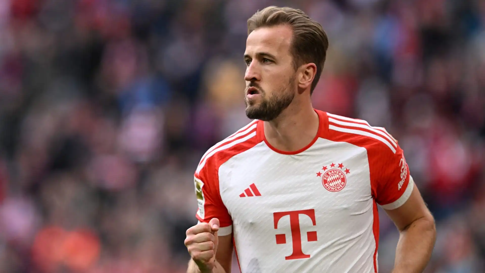 Il Bayern non è pago, Kane al 69' segna la sua doppietta personale con una prodezza da centrocampo