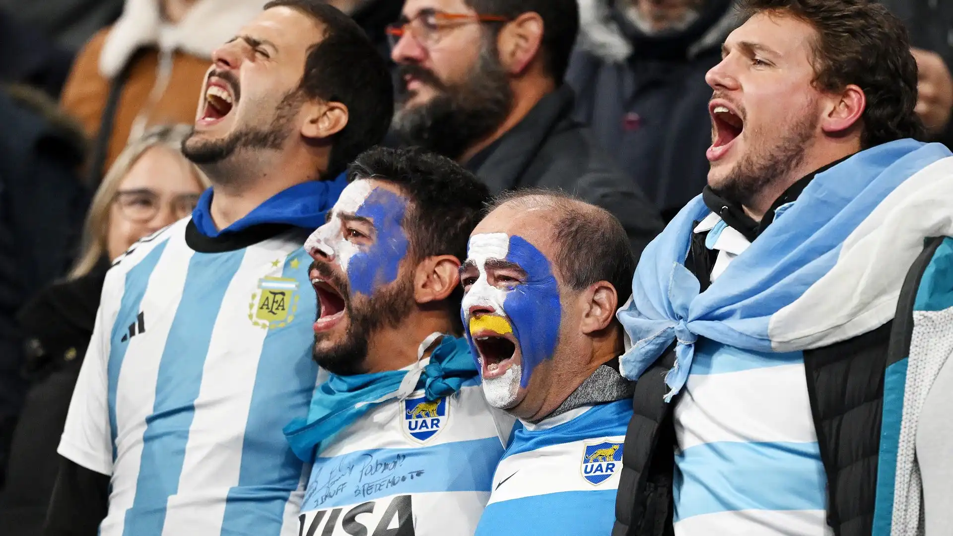 Gli argentini hanno cantato a squarciagola l'inno nazionale