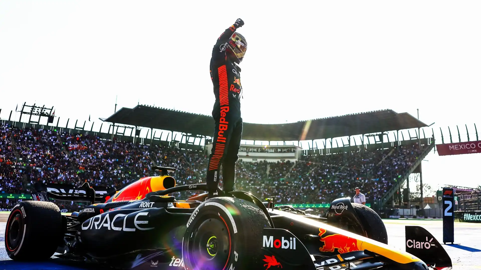 Verstappen ha attribuito la mossa alla voglia di salire sul podio nel Gran Premio di casa: "Lo capisco perfettamente, ma non ha funzionato"