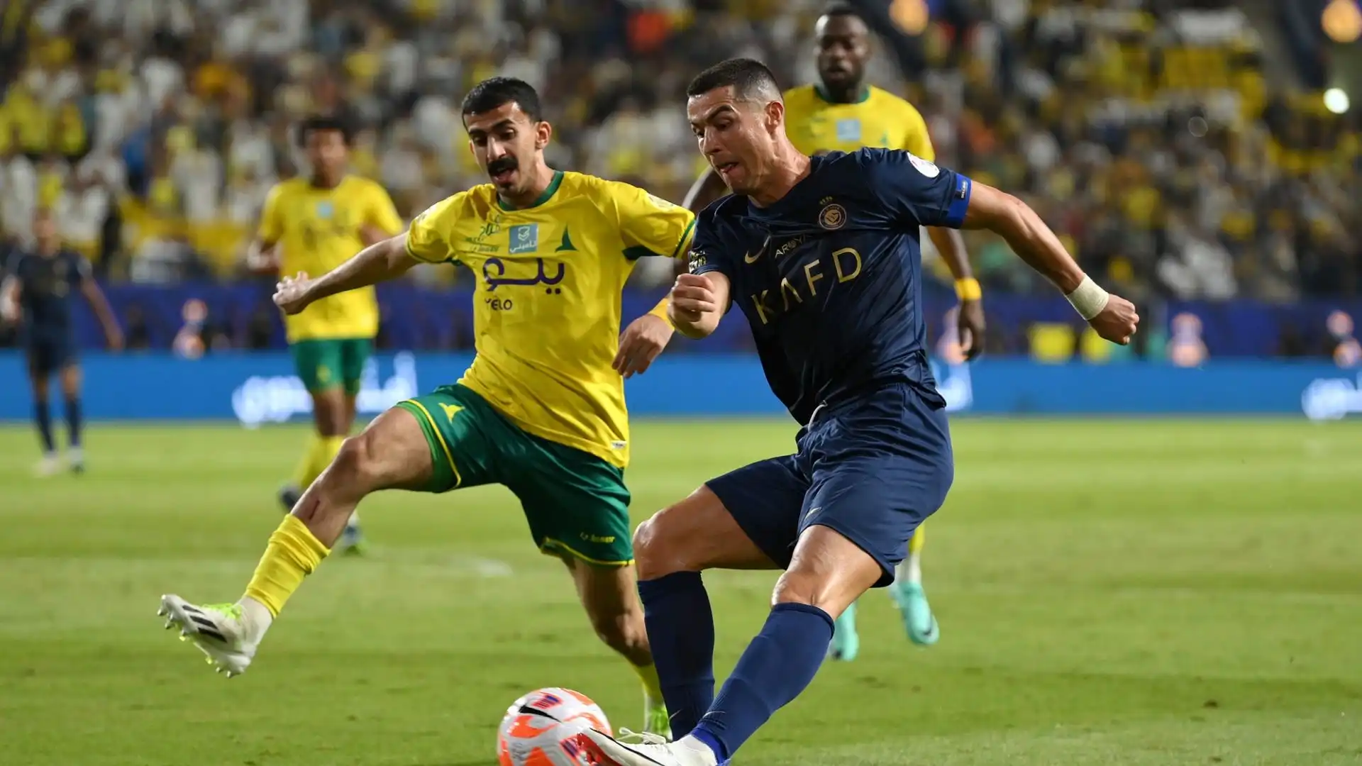 "Alla gente piace vederlo giocare, ma l'Al-Nassr non è solo Cristiano", ha tuonato Luis Castro