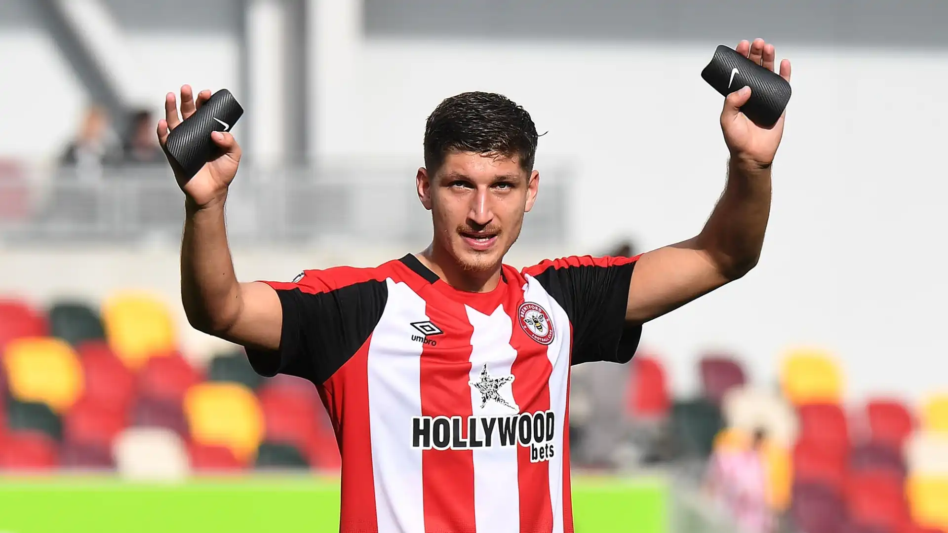 Quattro i nomi in Premier League: il primo è quello di Vitaly Janelt del Brentford