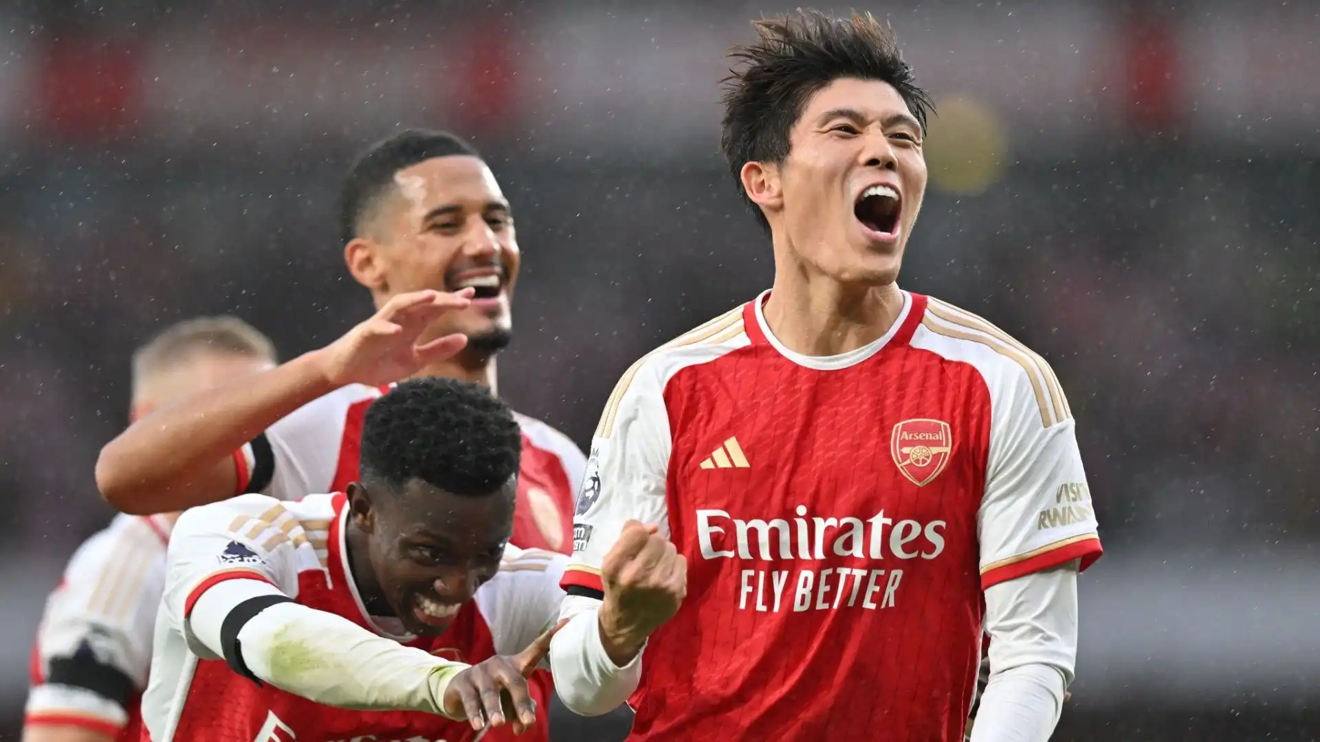 Takehiro Tomiyasu ha un contratto fino al 2025 con l'Arsenal e non ha ancora incontrato il club per rinnovarlo