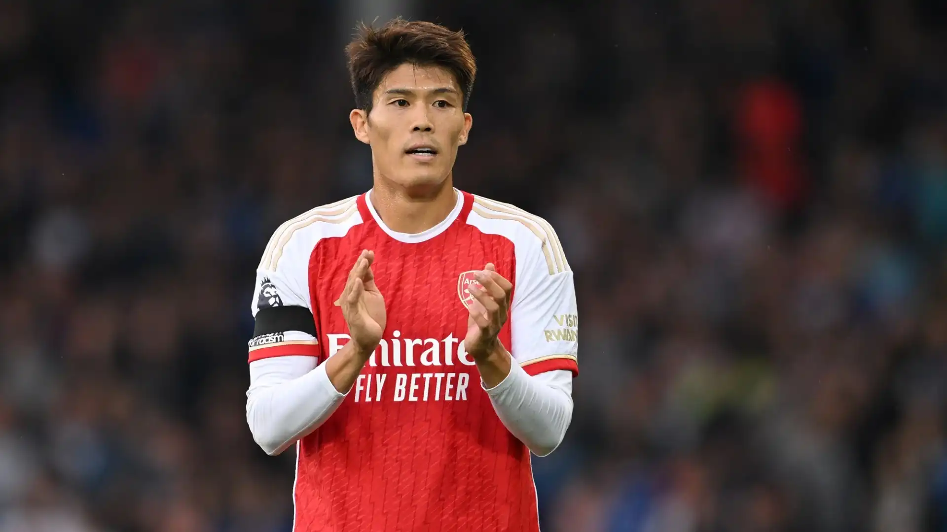 Takehiro Tomiyasu, difensore giapponese dell'Arsenal, è uno dei profili seguiti dal Bayern