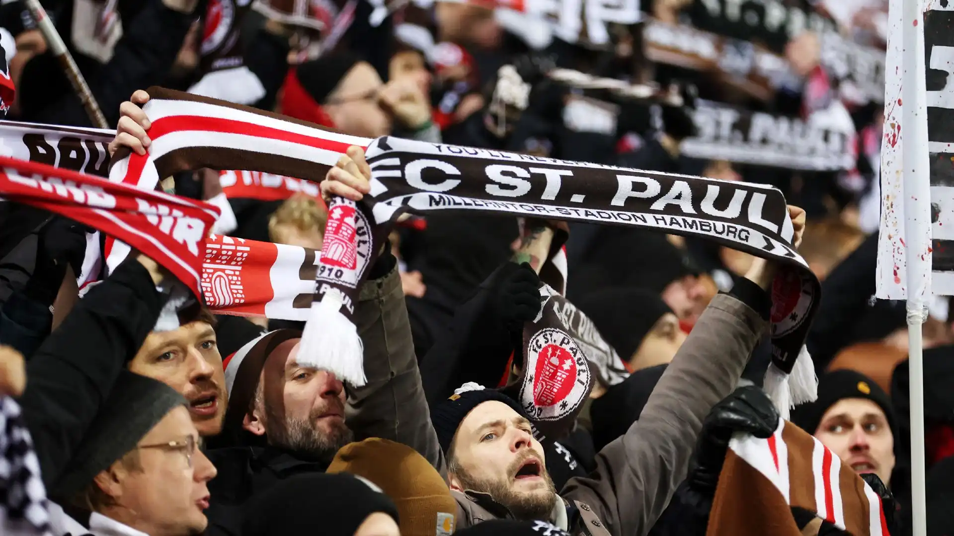 Nonostante il doppio vantaggio i tifosi del St. Pauli non erano tranquilli