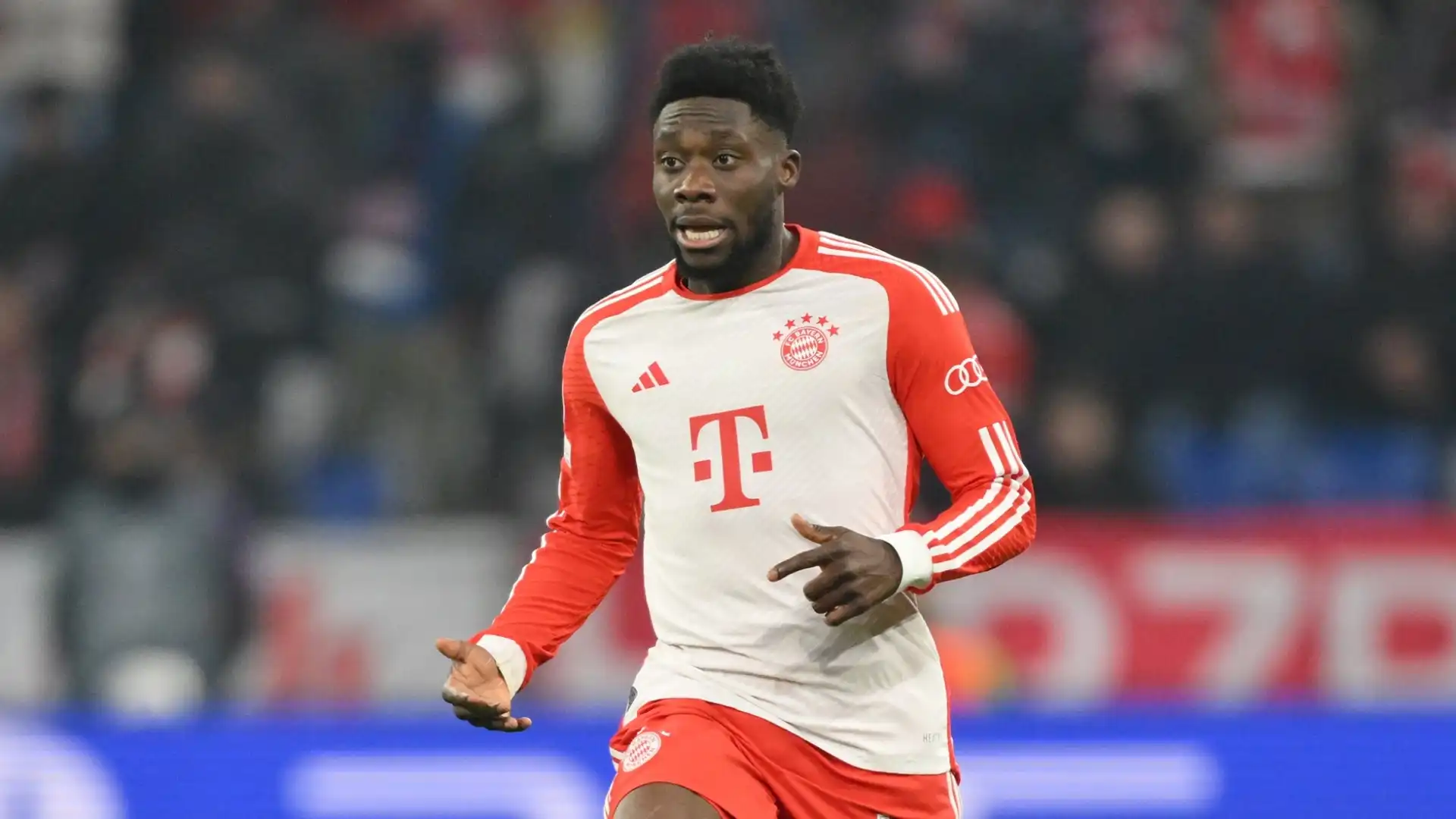 Non è un segreto che Alphonso Davies sia uno degli obiettivi del Real in vista della prossima stagione