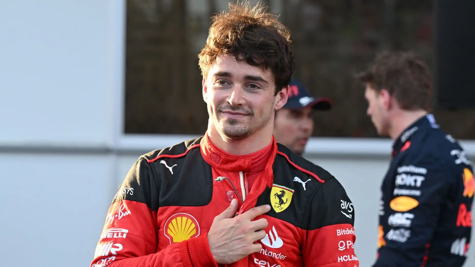 Secondo le indiscrezioni riportate dalla Gazzetta dello Sport, Leclerc rinnoverà il contratto in scadenza fino al 2029