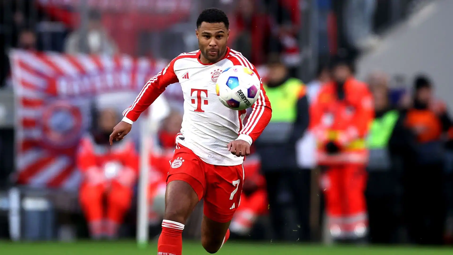 Gnabry è uno dei giocatori più pagati della squadra, con uno stipendio vicino ai 18 milioni di euro