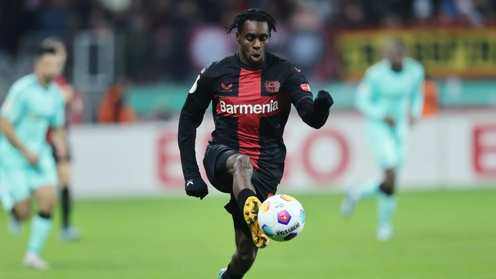 Ma la stella del Bayer Leverkusen non è l'unico obiettivo nel mirino del Bayern Monaco: Tuchel ha messo gli occhi su Jeremie Frimpong