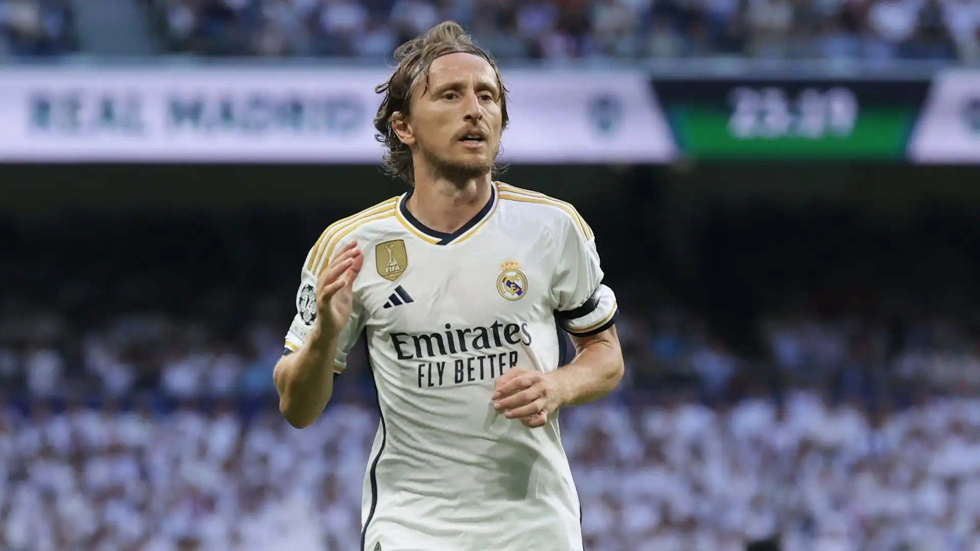 Luka Modric è il sogno di tanti club arabi. Il calciatore sta riflettendo