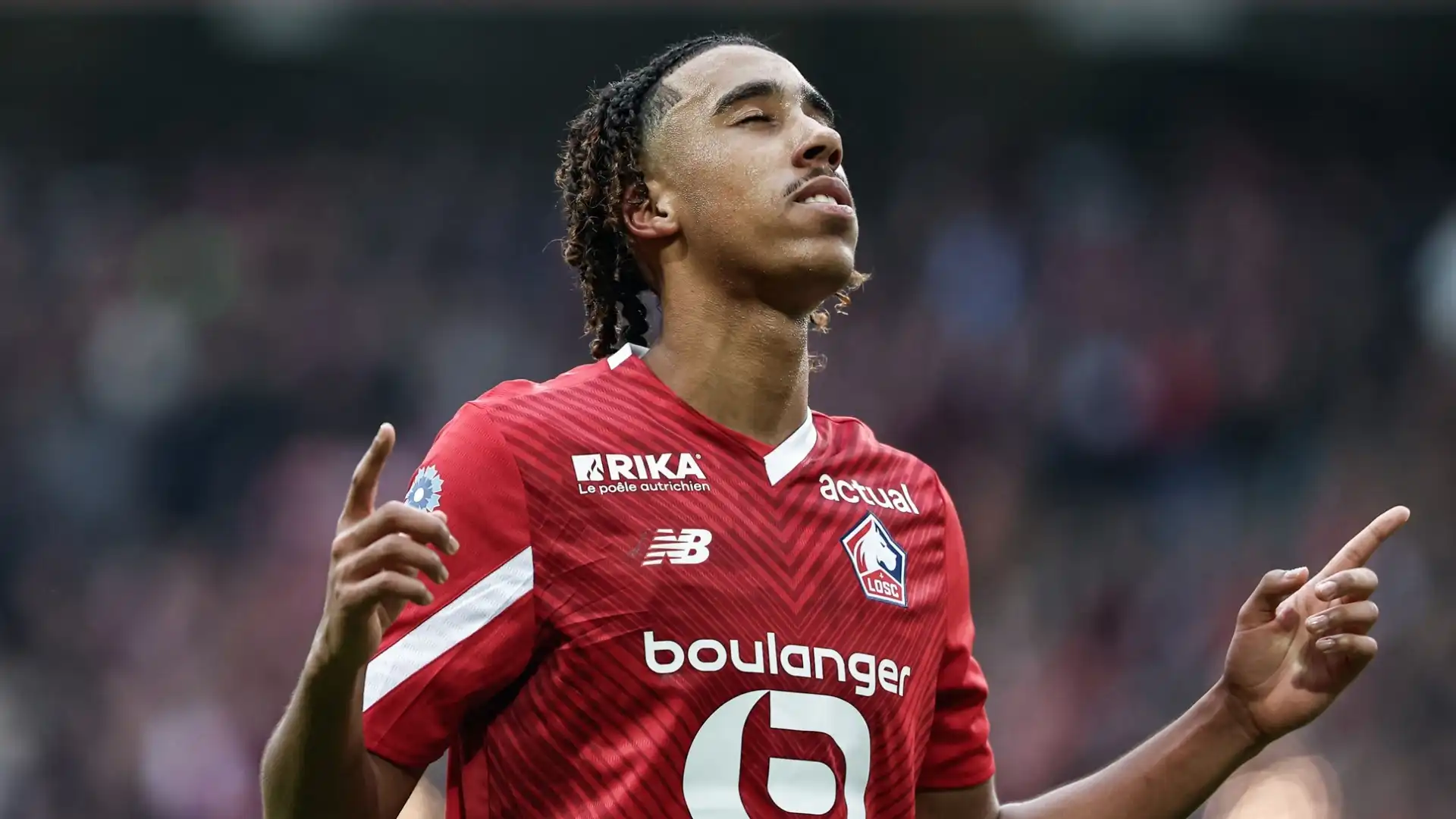 Il calciatore al momento ha un contratto fino al 2025 con il Lille