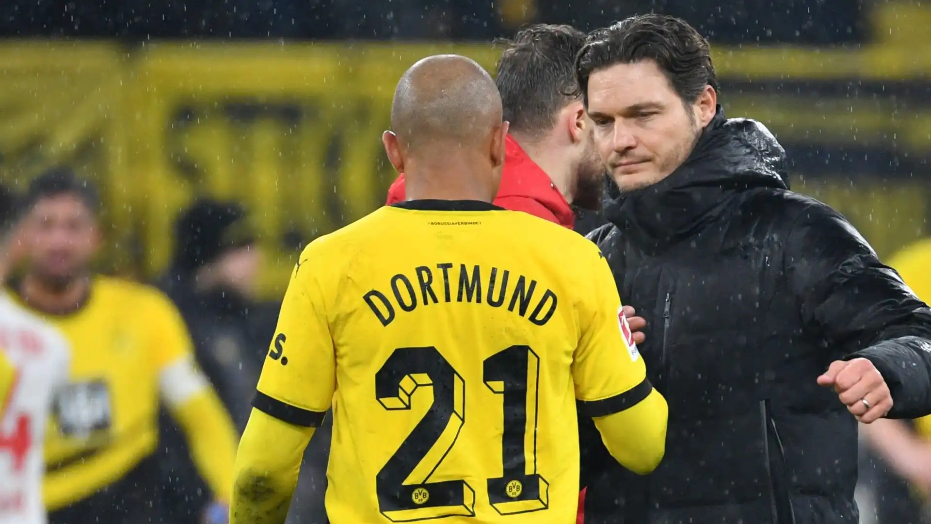 Il Borussia Dortmund l'ha acquistato nel 2021 per 30 milioni di euro