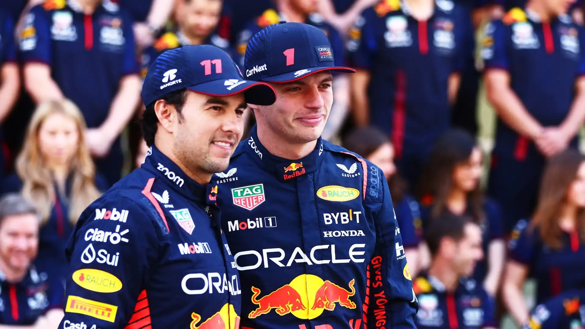 Il team principal della Red Bull Christian Horner non ha escluso un colpo di scena sul futuro compagno di squadra di Max Verstappen