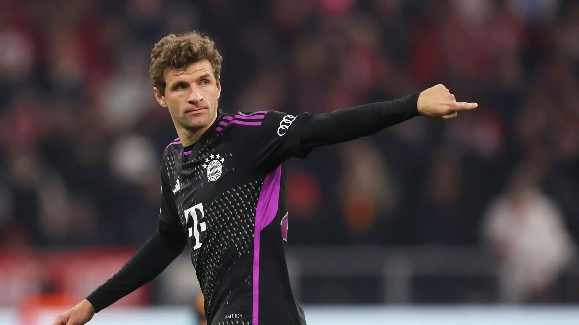 Müller ha spiegato che aveva pensato di smettere con il calcio giocato in caso di mancato rinnovo con il Bayern