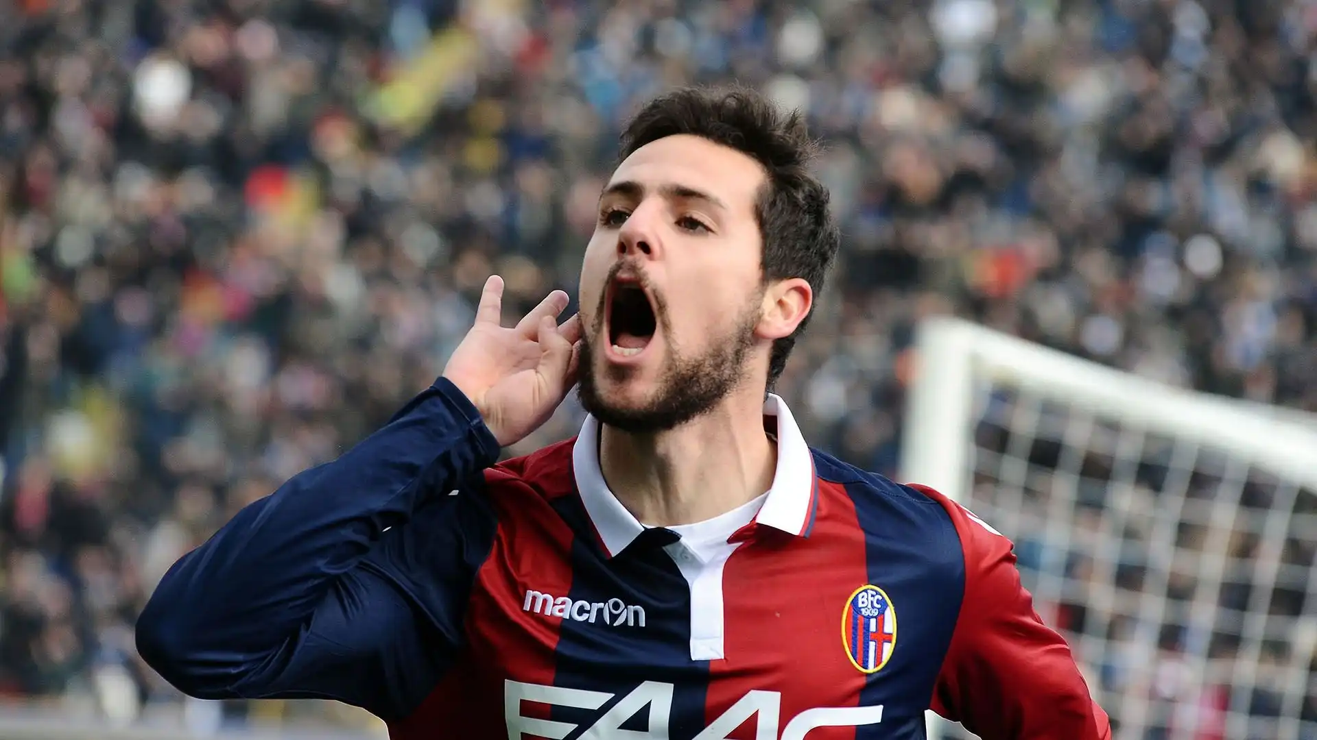 Il Bologna è il club nel quale ha collezionato più presenze: 112 con 29 gol