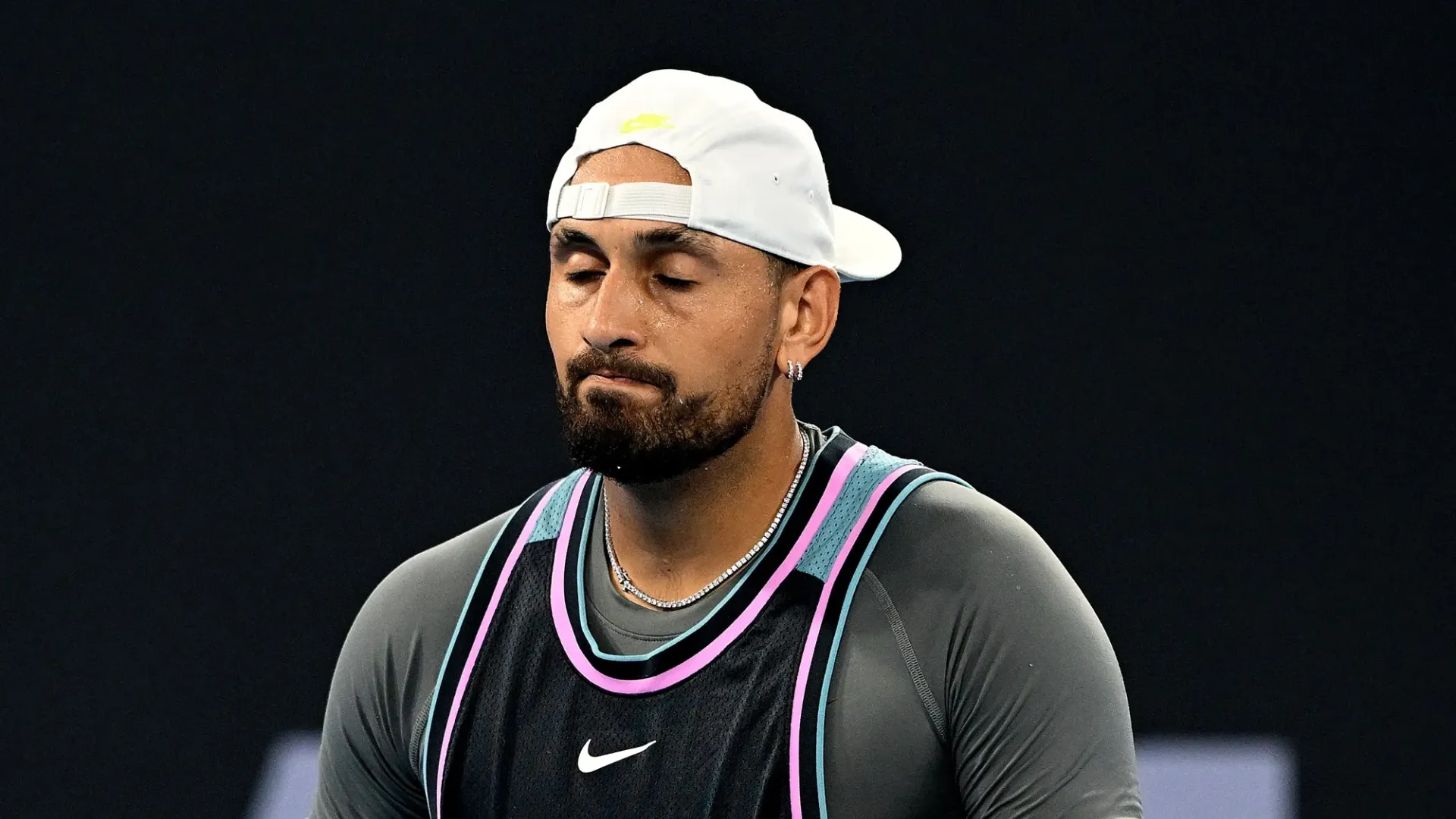 Nick Kyrgios: dopo le tante parole il ritorno in campo non va come previsto