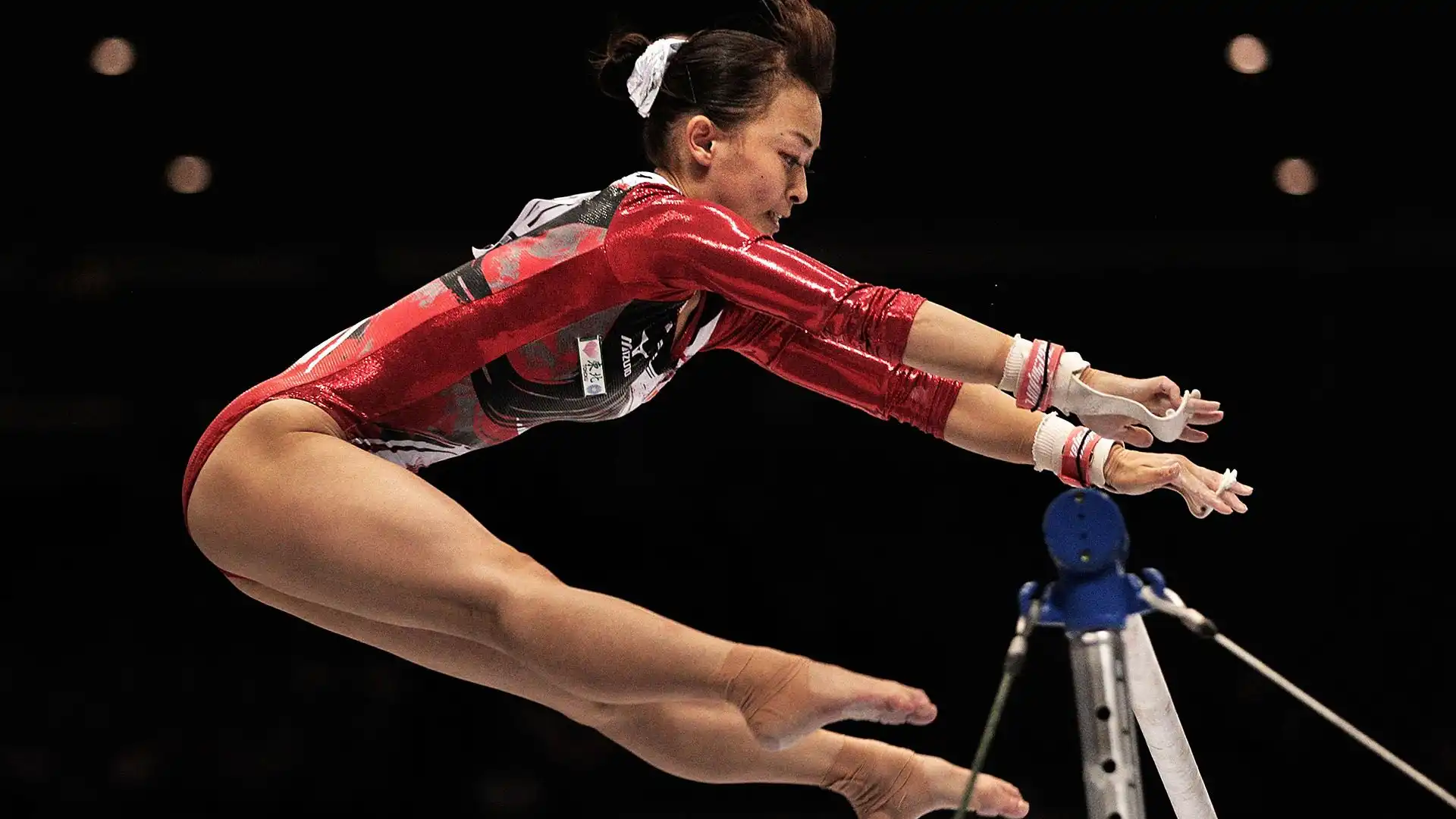Ha partecipato alle Olimpiadi del 2012 insieme ai suoi fratelli, entrambi ginnasti: Kazuhito Tanaka e Yusuke Tanaka
