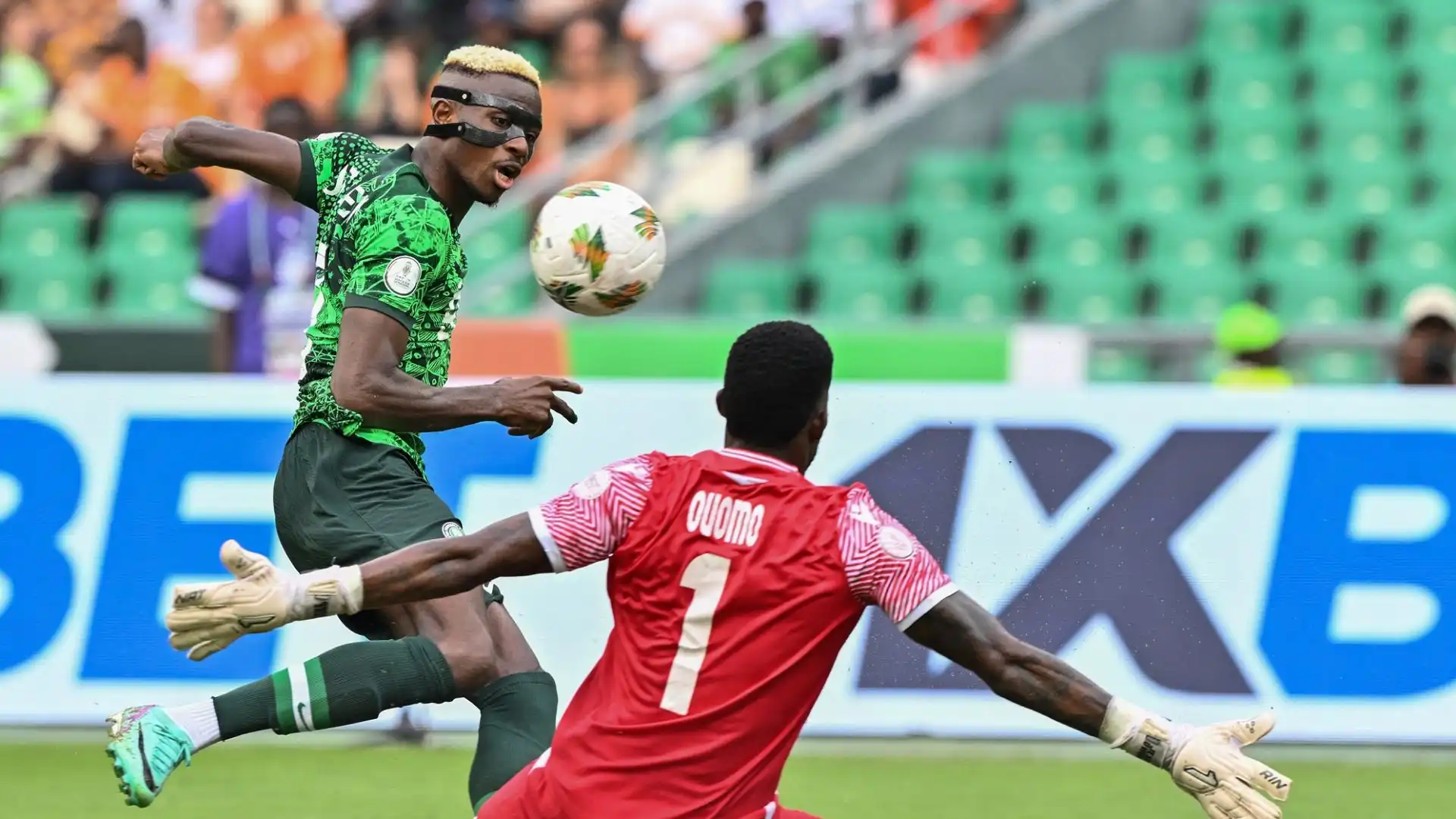L'attaccante del Napoli ha segnato ma la sua Nigeria non è riuscita ad andare oltre l'1-1 contro la Guinea Equatoriale al debutto nella competizione