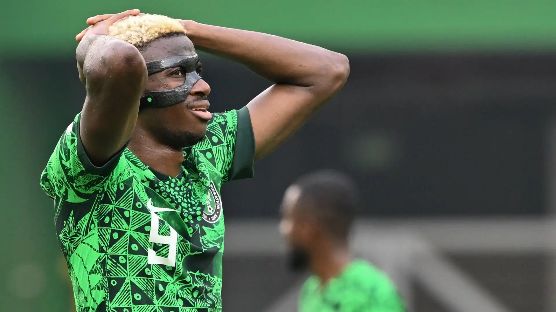 Niente sorrisi neanche in Coppa d'Africa per Victor Osimhen