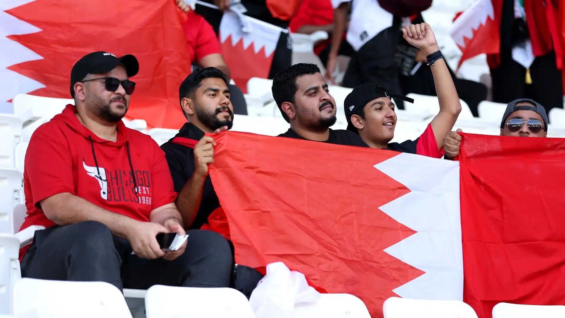 Un gruppo di tifosi del Bahrein