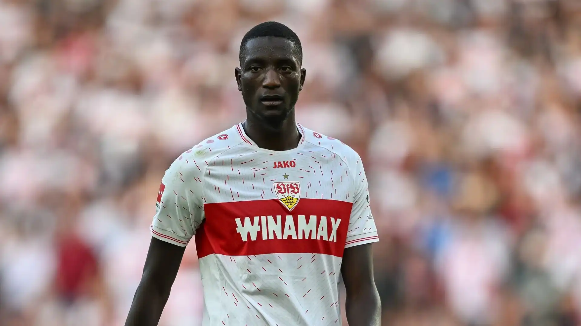 La clausola d'uscita dallo Stoccarda è scaduta, e nonostante l'interesse di diversi club l'attaccante della Guinea resterà in Bundesliga anche nella seconda parte di stagione