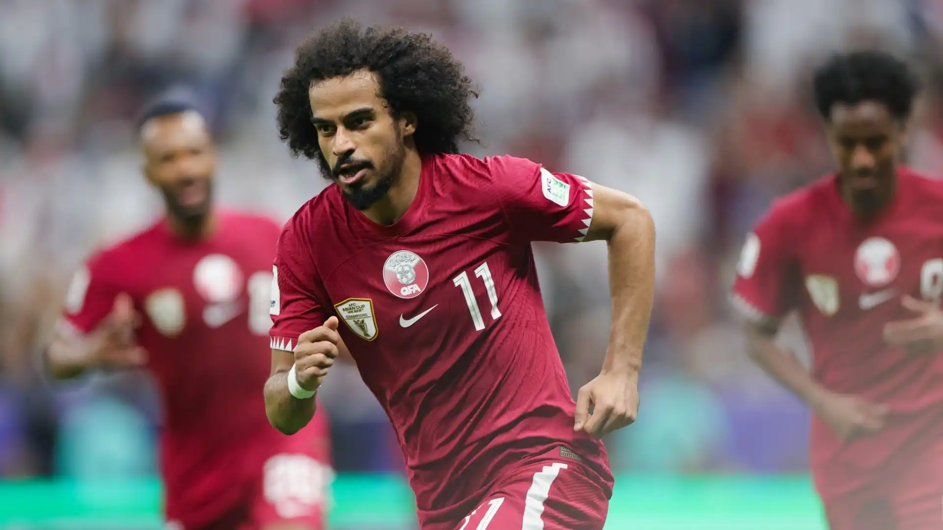 L'attaccante del Qatar condivide lo stesso look con il calciatore brasiliano
