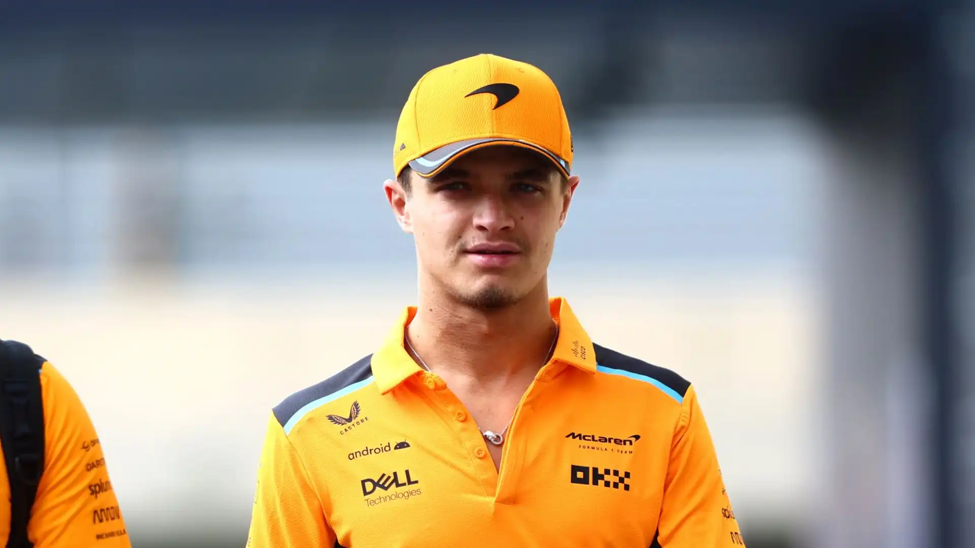Zak Brown a Sky Sports ha annunciato la volontà della McLaren di rinnovare il contratto con Norris per allontanarlo dalla Red Bull