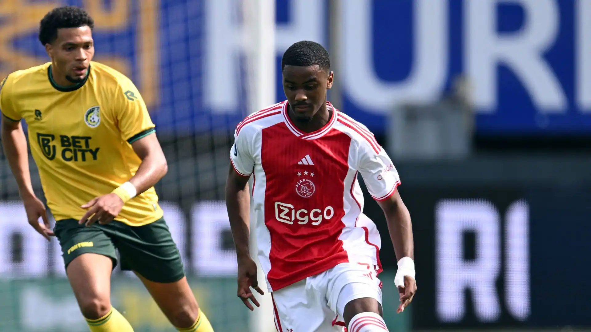 Nonostante l'annata turbolenta dell'Ajax, Hato sta sfornando grandi prestazioni